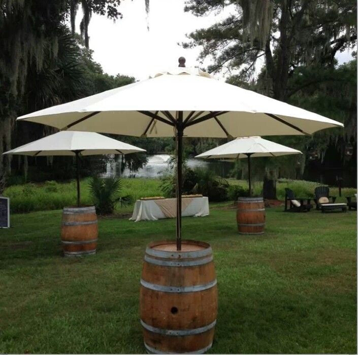 Accessory [Umbrella & Wine Barrel]